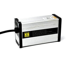 Pro-Range Battery Charger 4S LiFePO4 - 14.6V 11A with XT60 Male