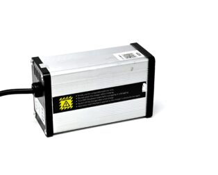 Pro-Range Battery Charger 4S Li-Ion - 16.8V 10A with XT60 Male